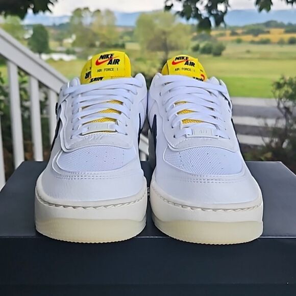 NIKE WOMENS AF1 LOW SHADOW GO THE EXTRA SMILE limited edition NEW sneaker Size 8 - Picture 8 of 15